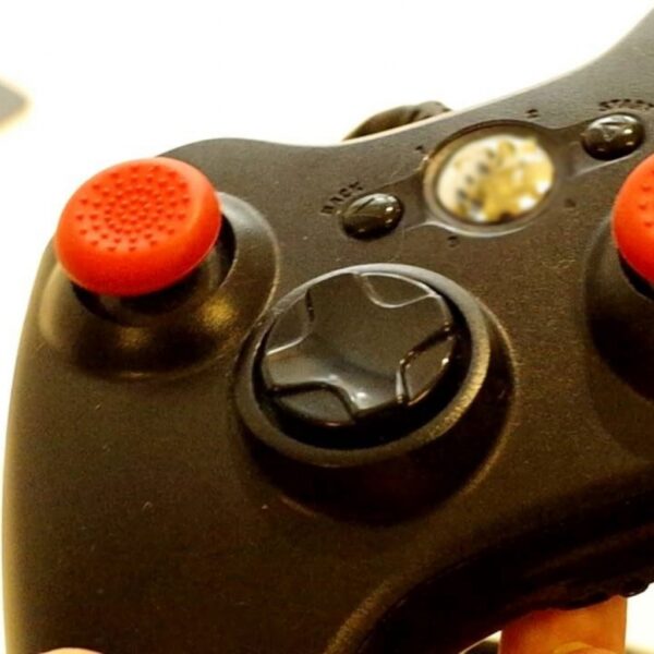 productos34_14219.jpg Par Protectores Silicona de Stick Para Controles Analogos Ps4 Xbox One Xbox360 Ps3 Negro