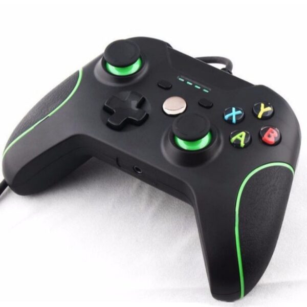 Joystick Cableado Para Xbox One Xbox Serie S / X y Pc Negro